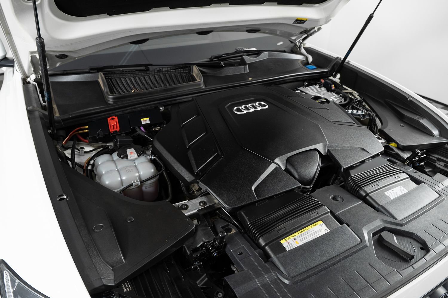 Used 2019 Audi Q8 Premium w/ Convenience Package image 43
