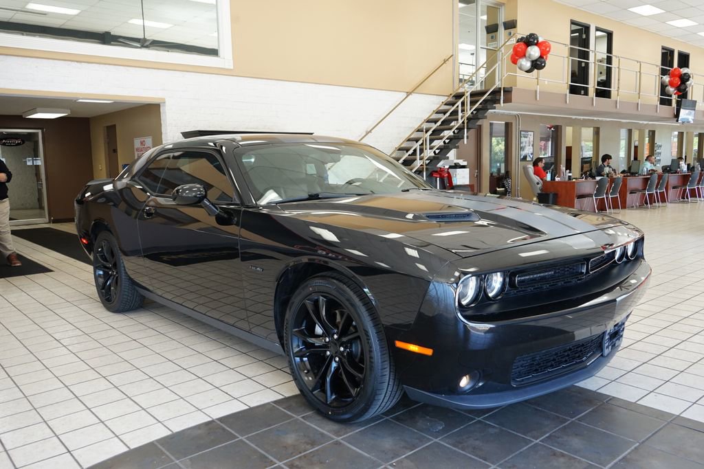 Used 2016 Dodge Challenger R/T Plus RWD image 20