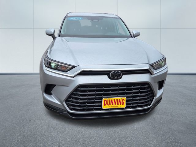 Used 2025 Toyota Grand Highlander AWD image 2