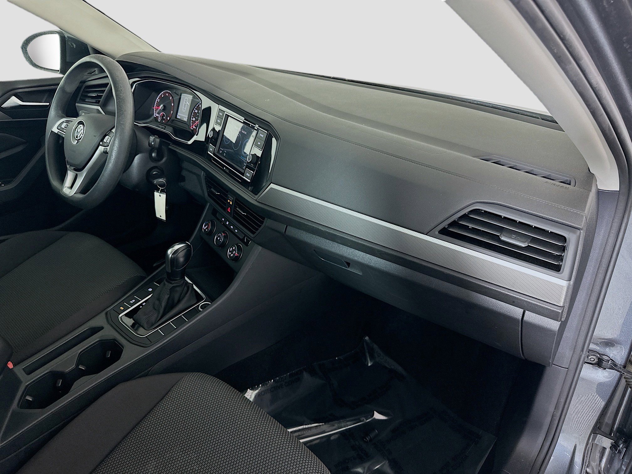 Used 2019 Volkswagen Jetta S w/ Driver Assistance Package image 25