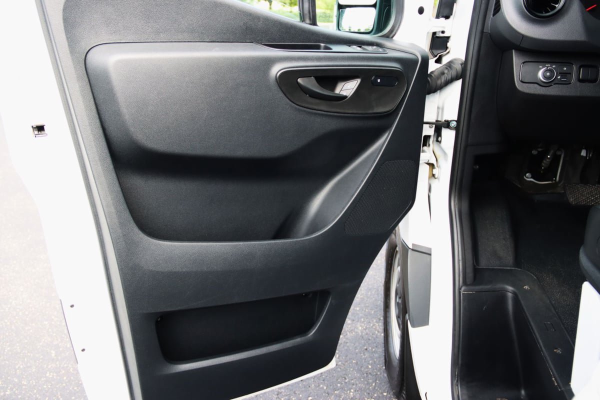 Used 2024 Mercedes-Benz Sprinter 2500 image 10