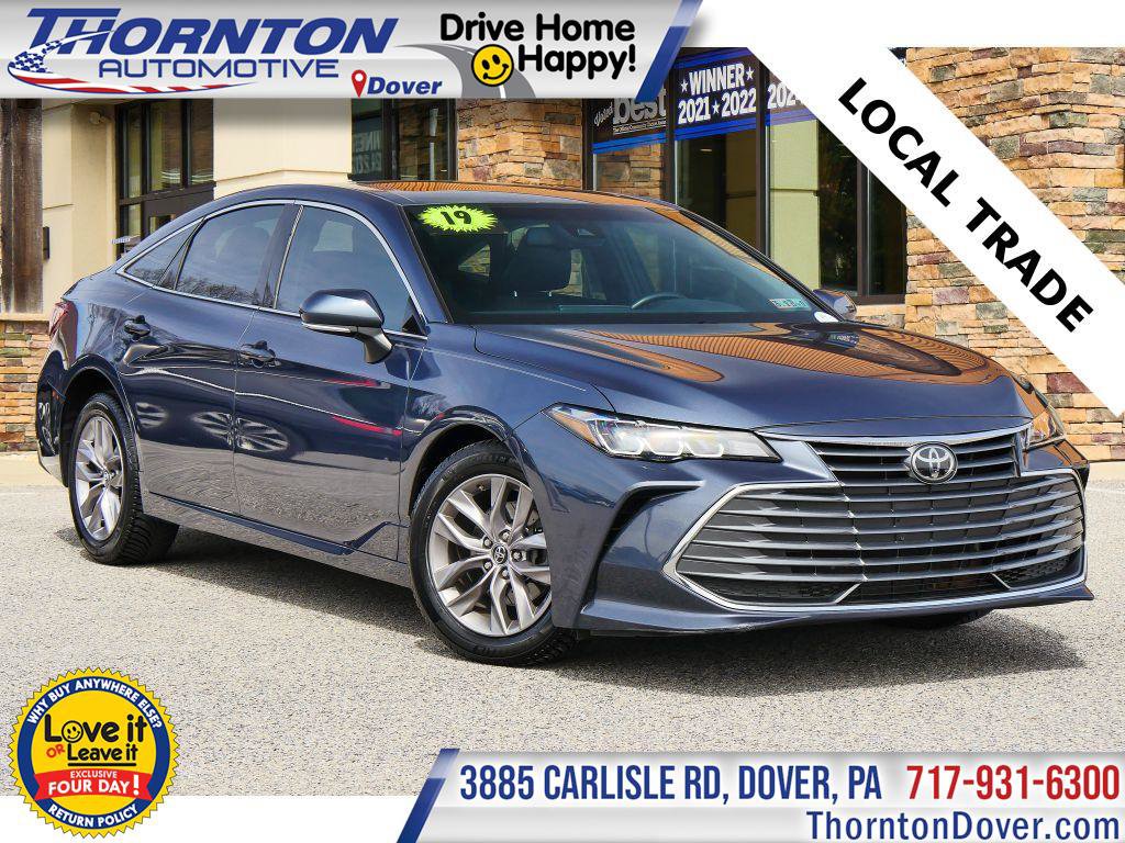Used 2019 Toyota Avalon XLE w/ Moonroof Package FWD image 1