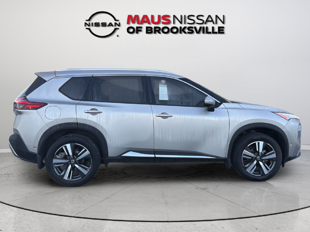 Certified 2021 Nissan Rogue Platinum FWD image 14