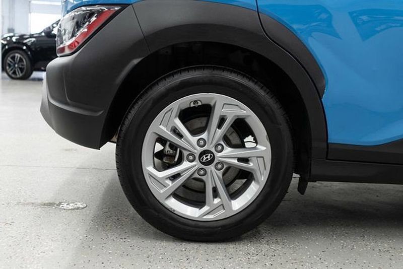 Used 2023 Hyundai Kona SEL image 31