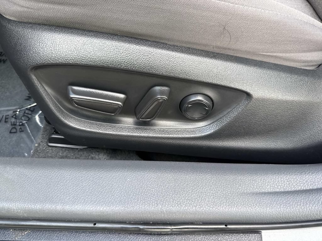 Used 2023 Toyota Camry LE FWD image 25