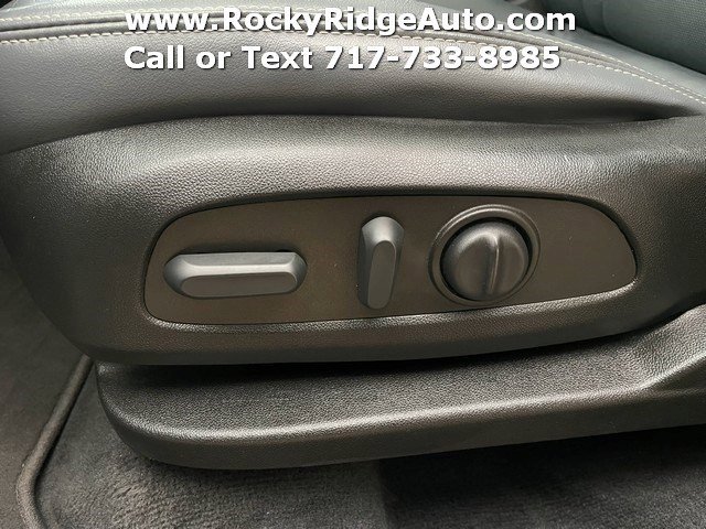 Used 2023 Buick Enclave Essence w/ Experience Buick Package image 27