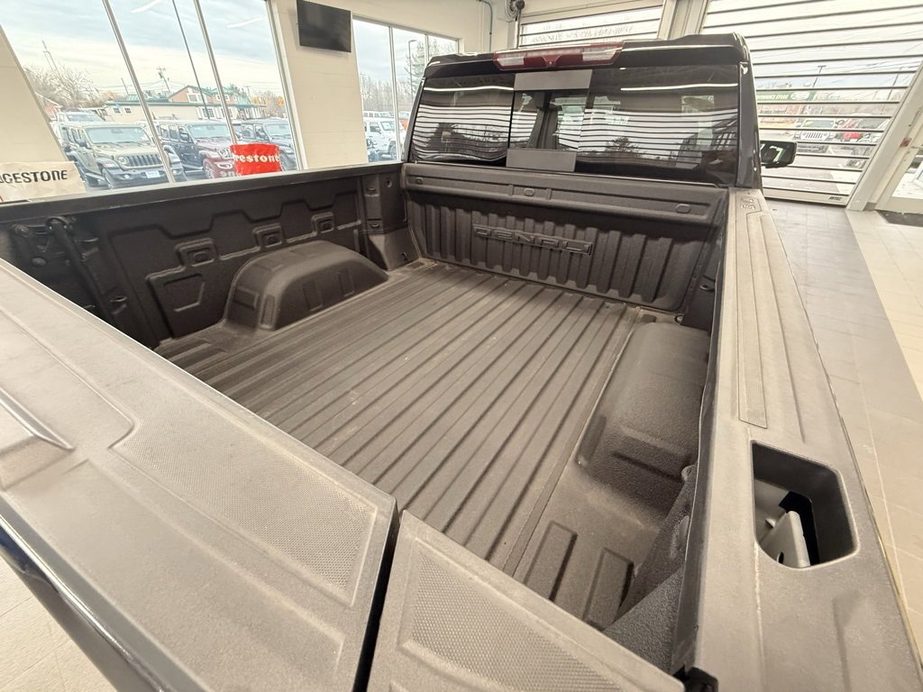 Used 2022 GMC Sierra 1500 Denali image 11