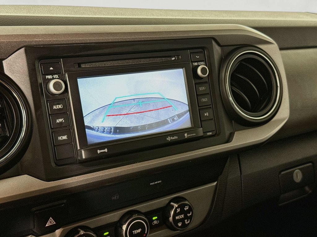 Certified 2019 Toyota Tacoma SR5 AWD/4WD image 15