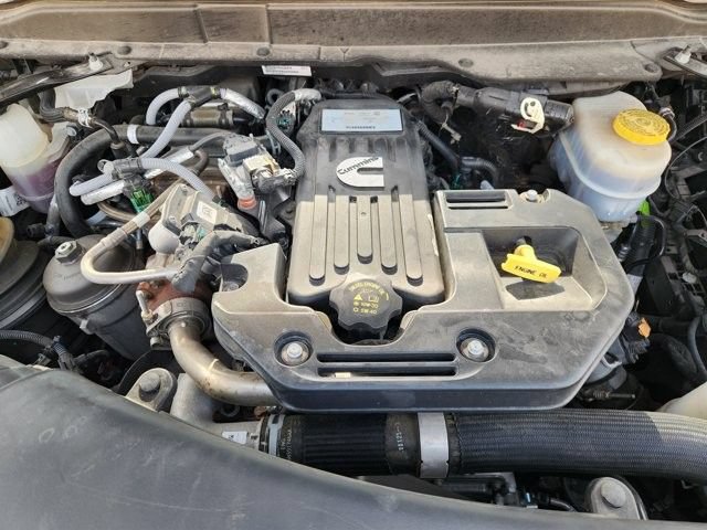 Used 2025 RAM 2500 Laramie w/ Night Edition AWD/4WD image 34