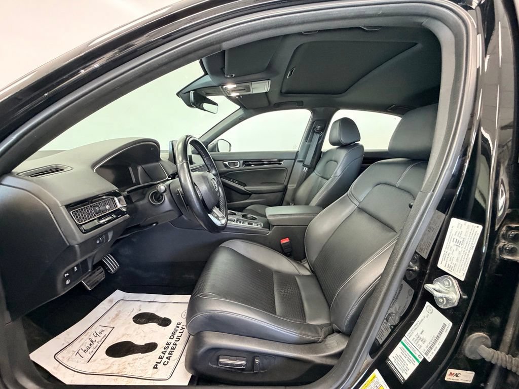 Used 2022 Honda Civic Sport Touring image 2