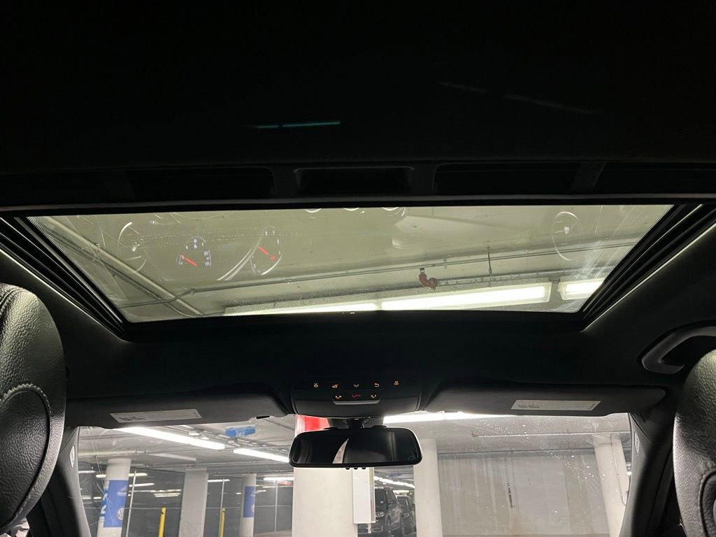 Used 2018 Mercedes-Benz C 300 Sedan image 9