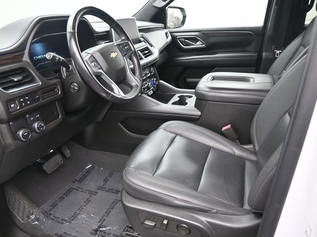 Used 2022 Chevrolet Tahoe LT w/ Luxury Package image 13