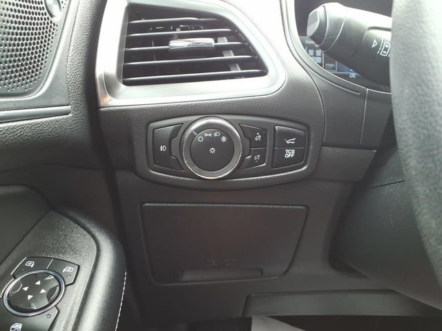 Certified 2023 Ford Edge Titanium AWD/4WD image 13