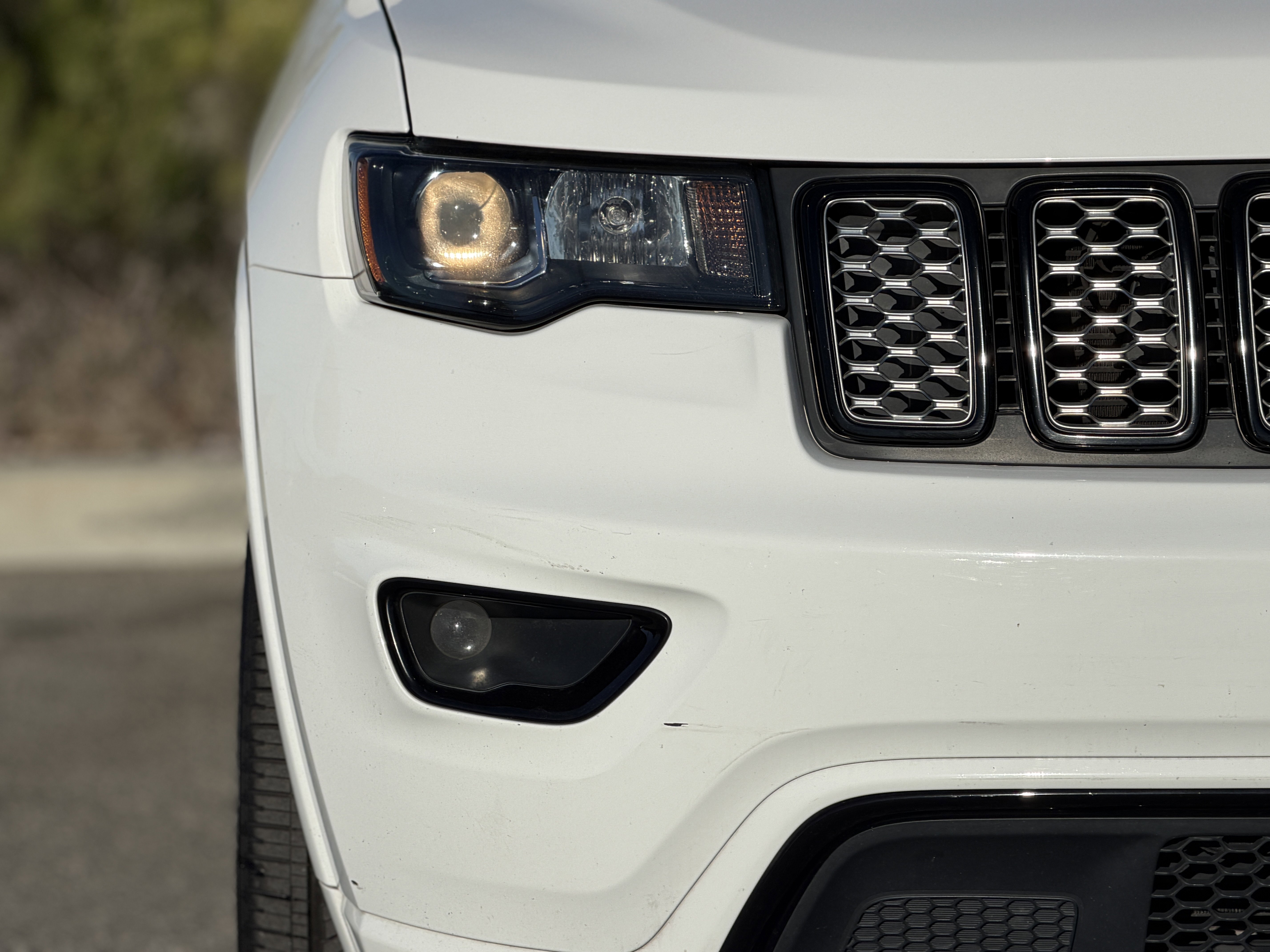 Used 2021 Jeep Grand Cherokee Laredo X image 7