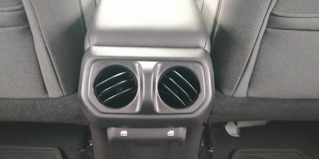 New 2025 Jeep Gladiator Sport image 36