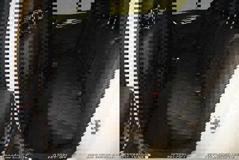 Used 2023 BMW 530e w/ M Sport Package image 21