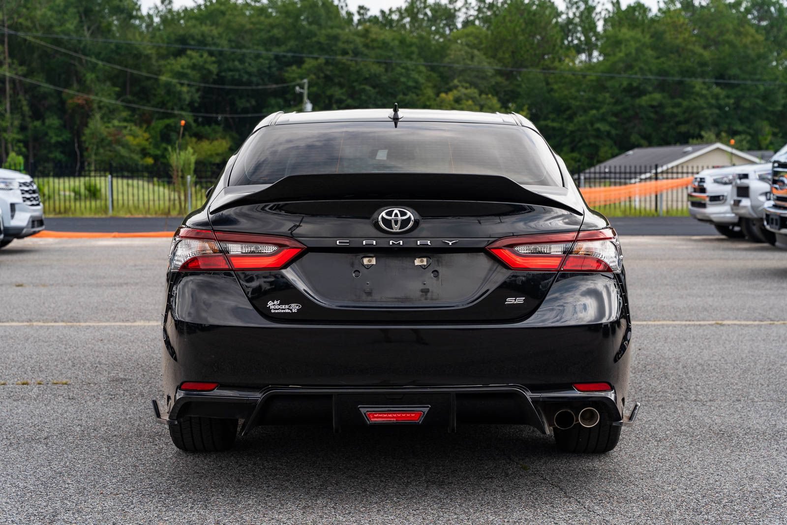 Used 2023 Toyota Camry SE FWD image 6