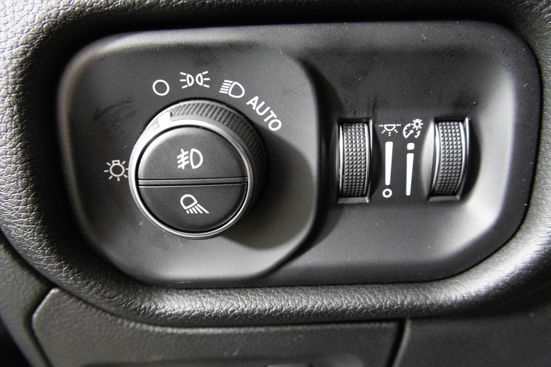 New 2026 RAM 1500 Big Horn AWD/4WD image 19