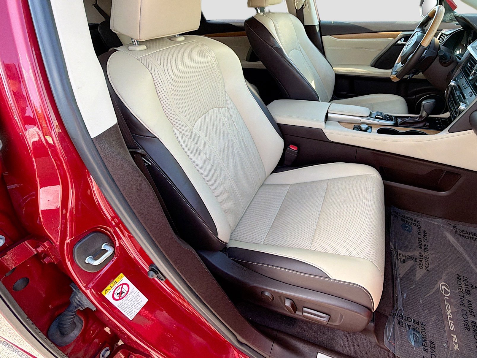 Used 2019 Lexus RX 350L FWD image 16