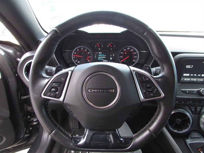Used 2018 Chevrolet Camaro LT RWD image 8