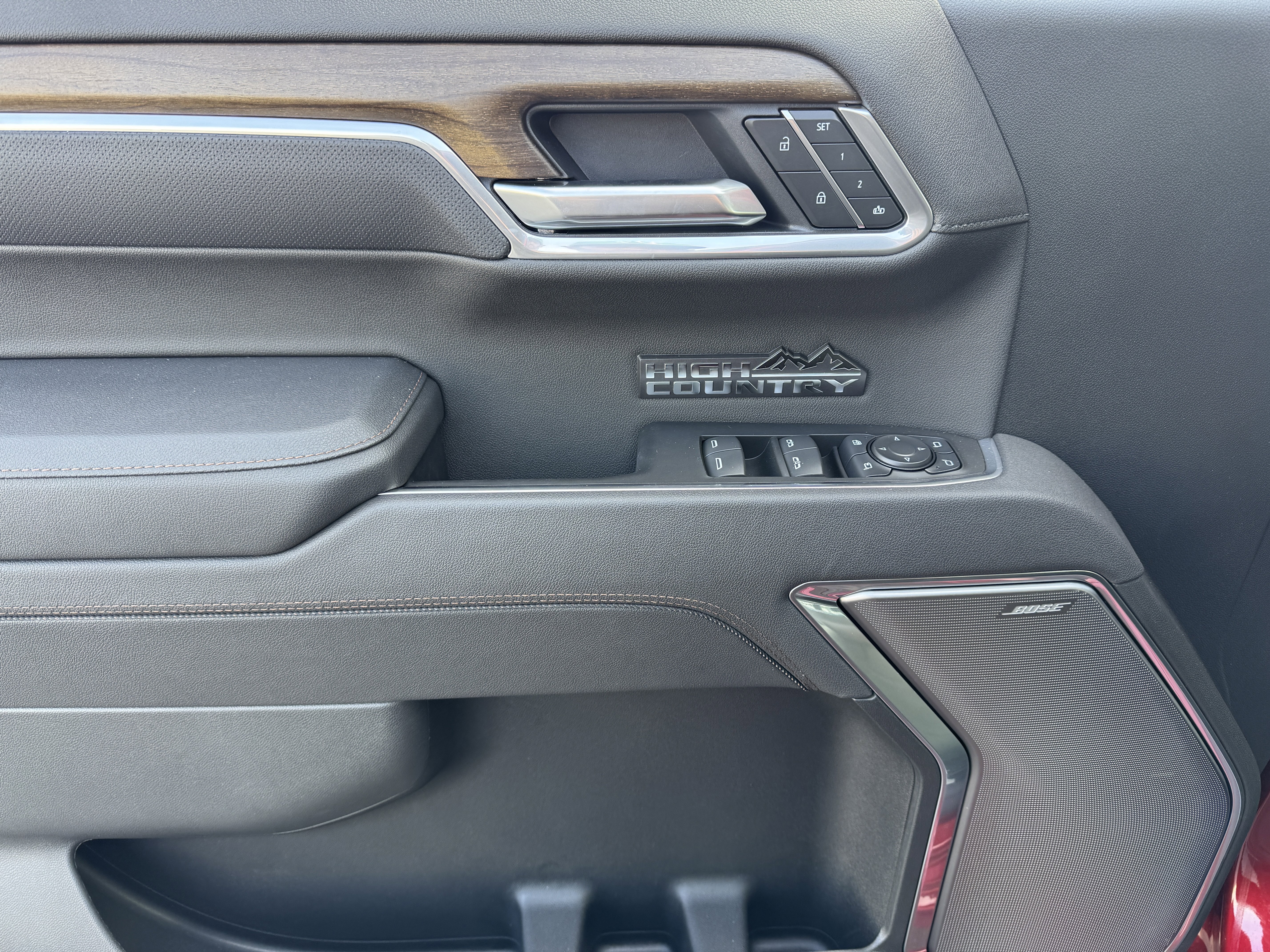 New 2026 Chevrolet Silverado 1500 High Country w/ Technology Package AWD/4WD image 11
