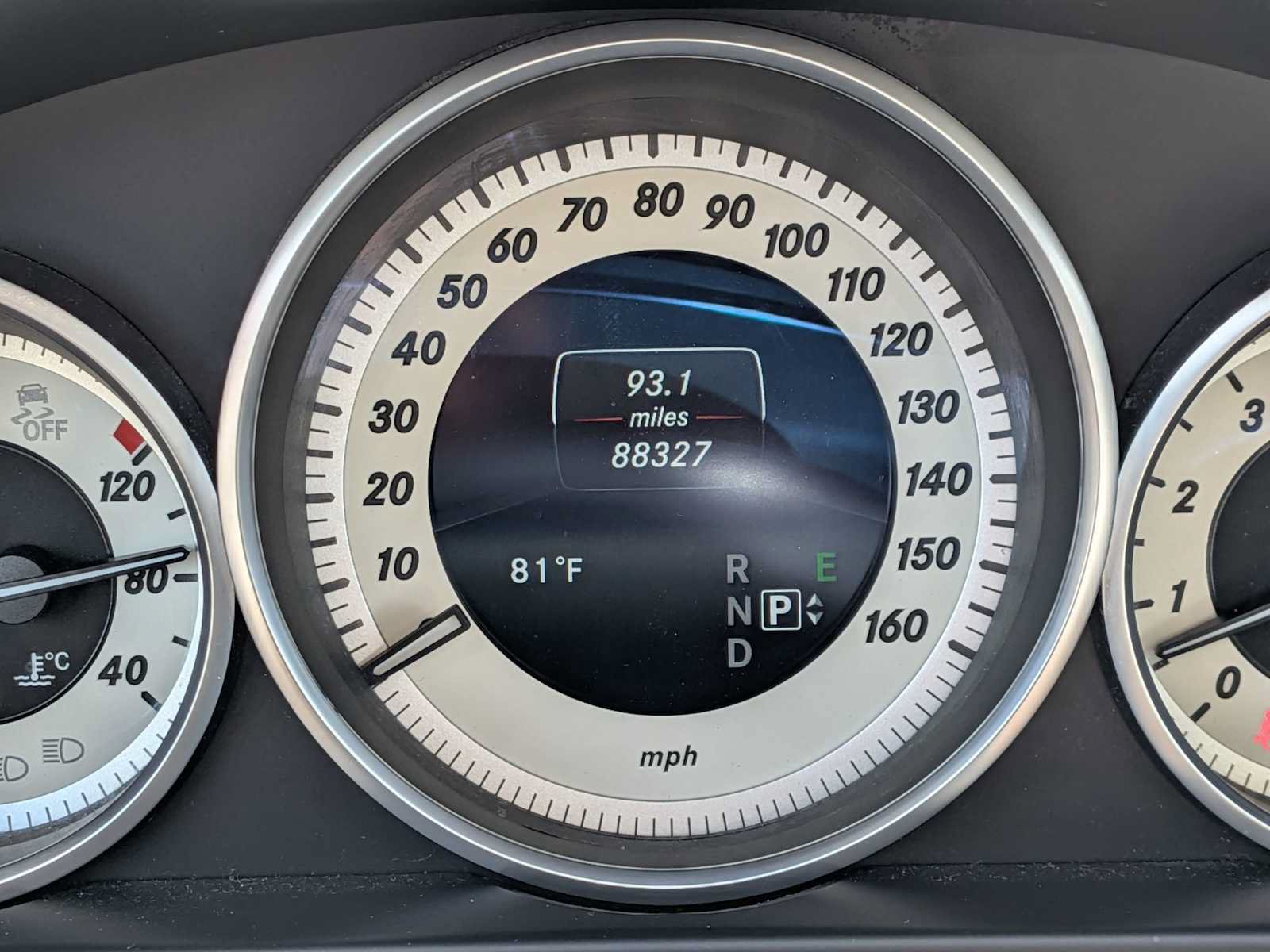 Used 2015 Mercedes-Benz E 350 4MATIC Sedan image 28
