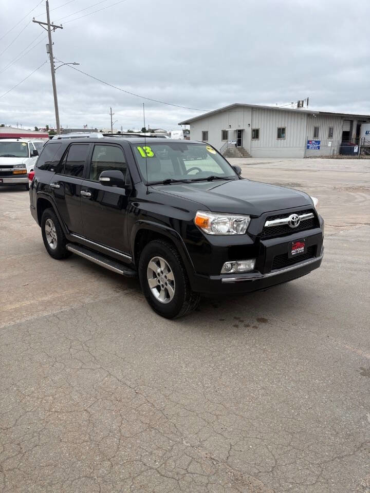 Used 2013 Toyota 4Runner SR5 w/ Premium Pkg w/3rd Row Seat AWD/4WD image 2