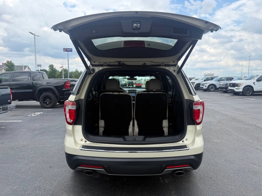 Used 2018 Ford Explorer Limited w/ Ford Safe & Smart Package AWD/4WD image 55