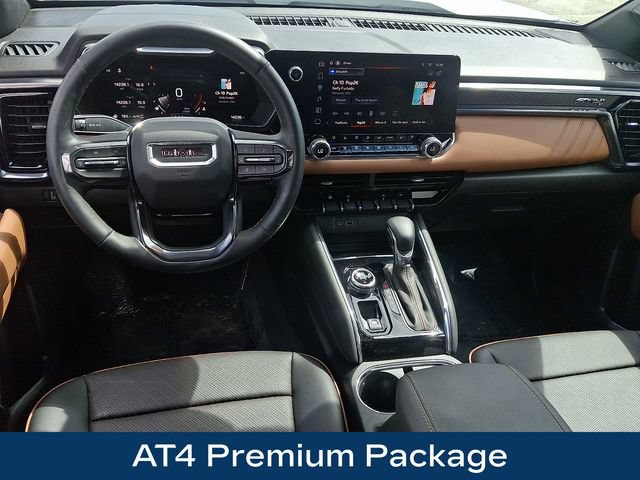 Used 2025 GMC Canyon AT4 w/ AT4 Premium Package AWD/4WD image 3