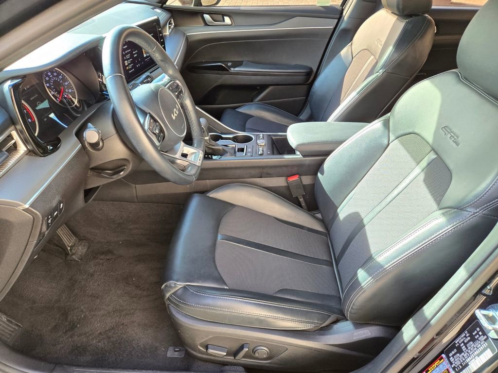 Used 2024 Kia K5 GT-Line w/ GT-Line Premium Package image 12
