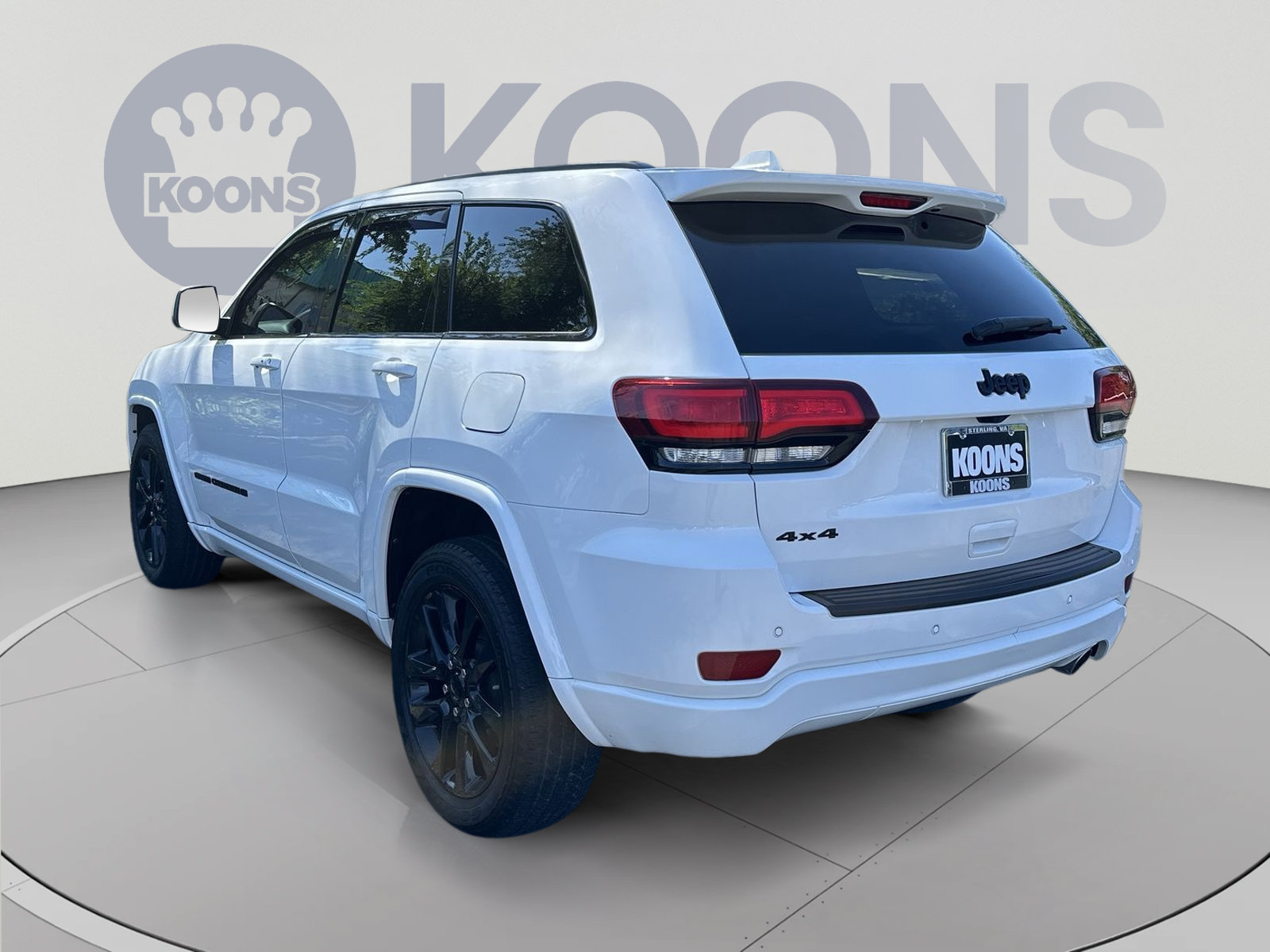 Used 2022 Jeep Grand Cherokee Laredo X AWD/4WD image 8