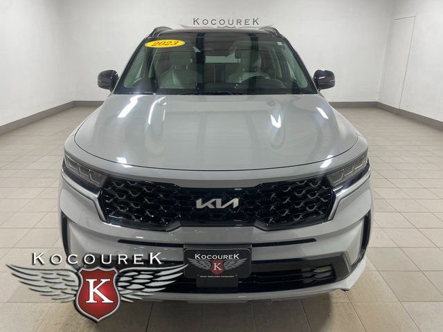 Used 2023 Kia Sorento SX FWD image 2