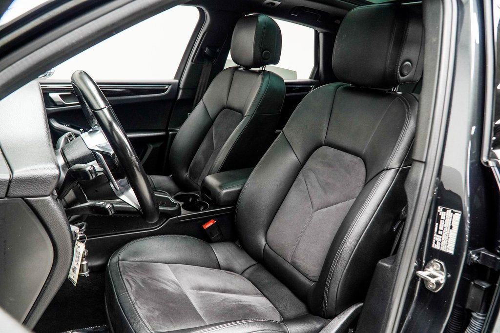 Used 2019 Porsche Macan Base image 36
