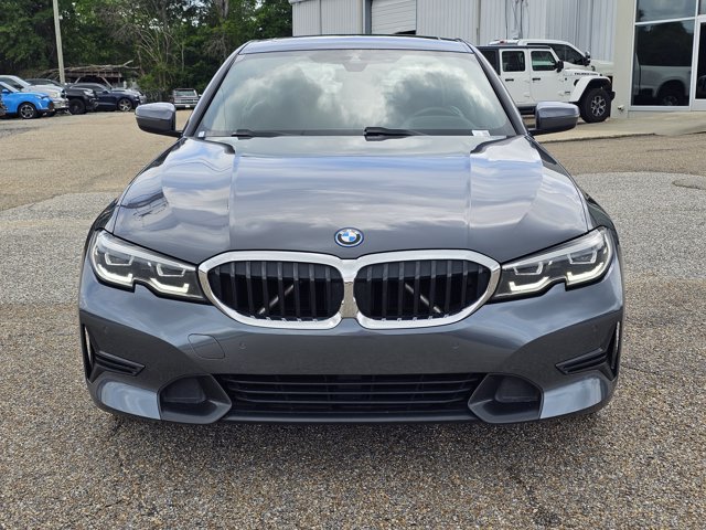 Used 2022 BMW 330e xDrive w/ Premium Package AWD/4WD image 3