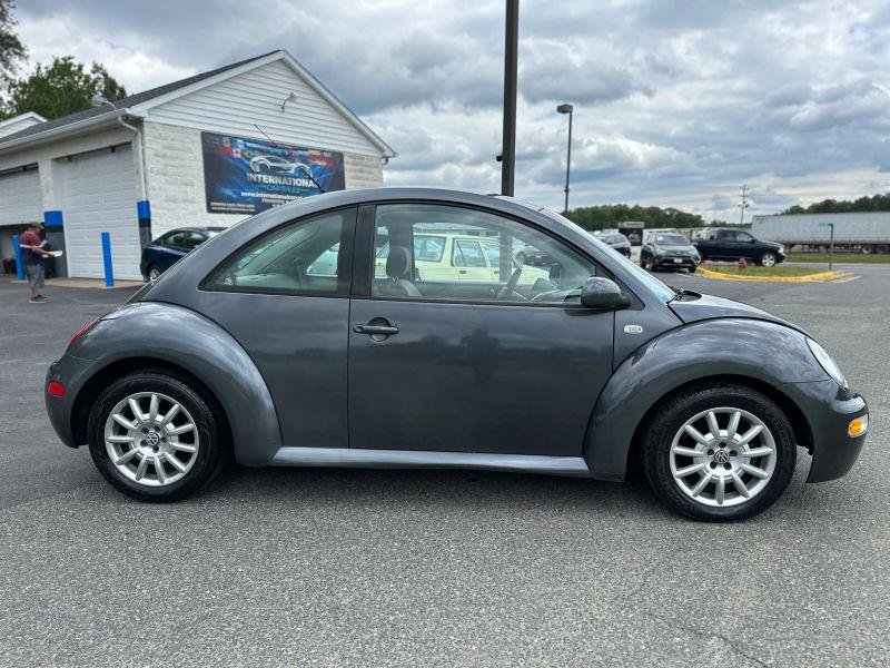 Used 2003 Volkswagen Beetle GL FWD image 3