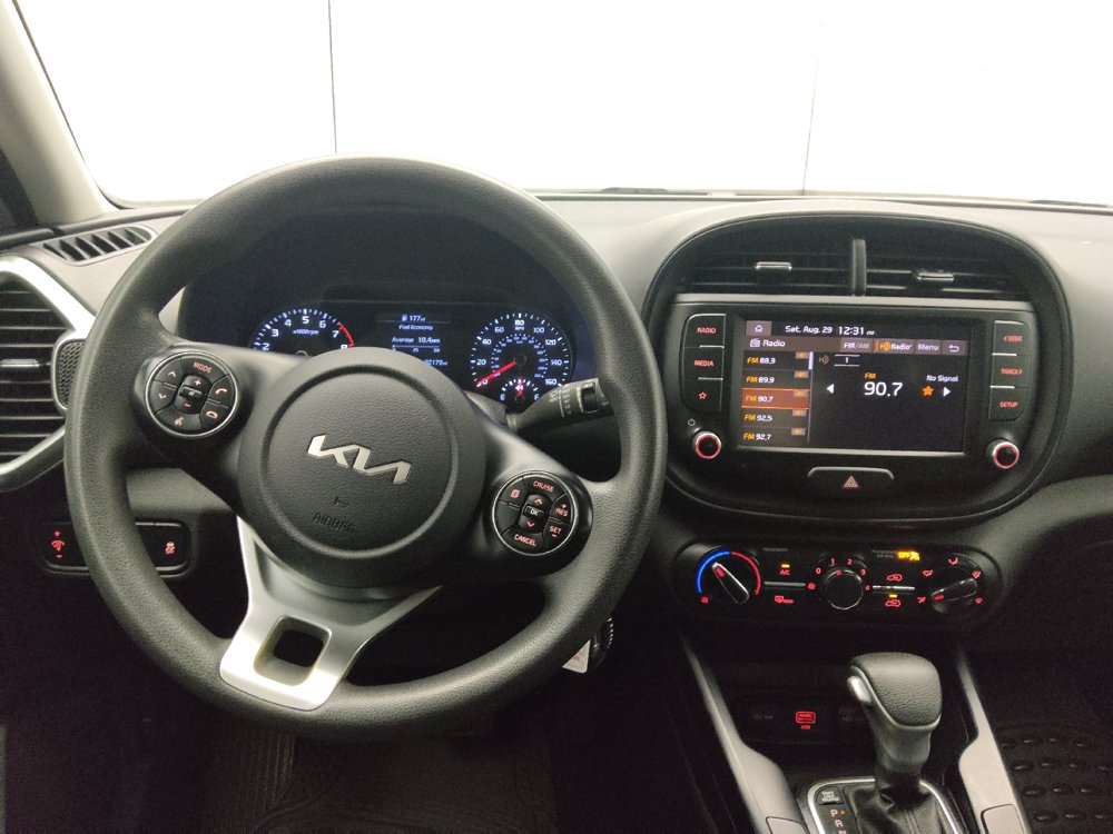 Used 2022 Kia Soul LX FWD image 22
