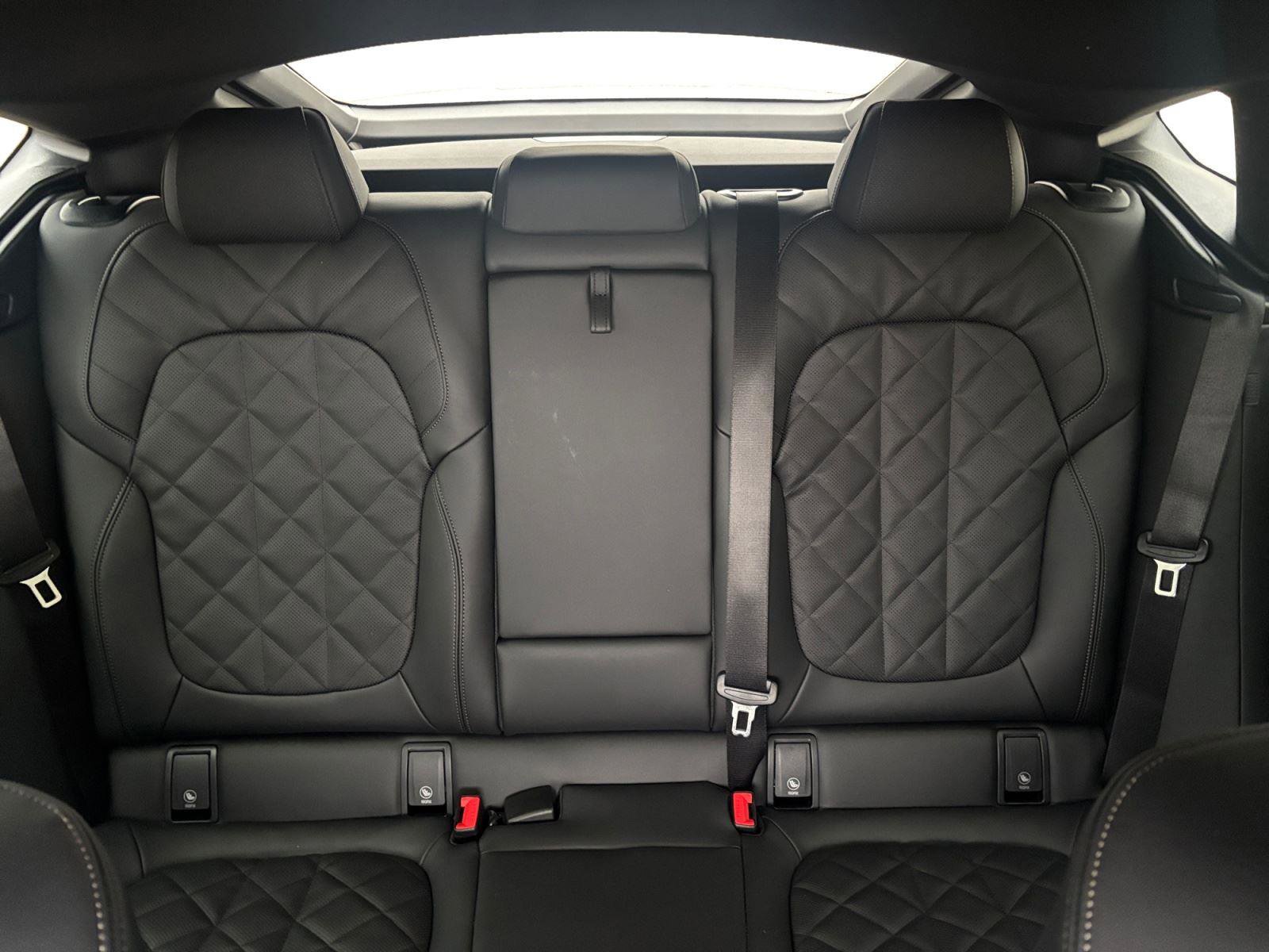 Used 2026 BMW X6 xDrive40i image 24