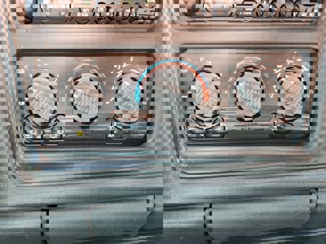 Used 2002 Chevrolet Silverado 1500 LS w/ Off-Road Pkg AWD/4WD image 14