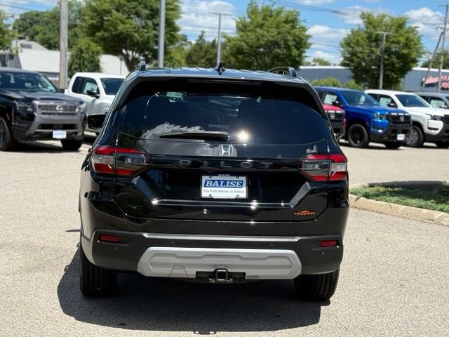 Used 2025 Honda Pilot TrailSport image 6