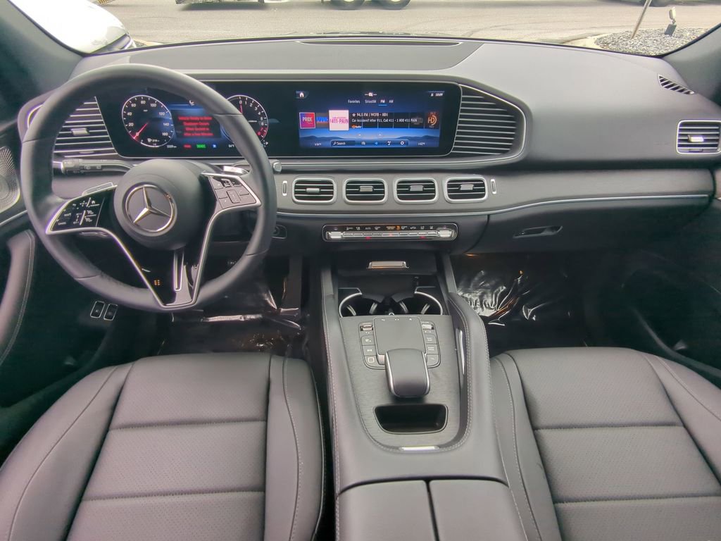 New 2025 Mercedes-Benz GLE 450e 4MATIC image 2