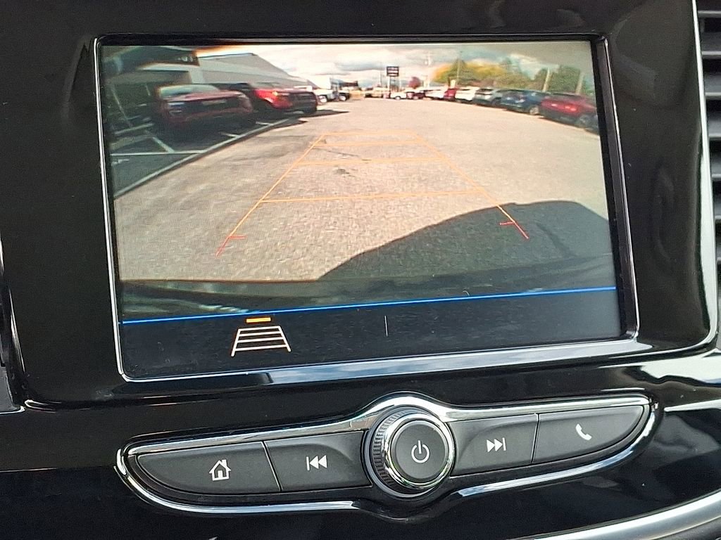 Used 2022 Buick Encore Preferred image 19