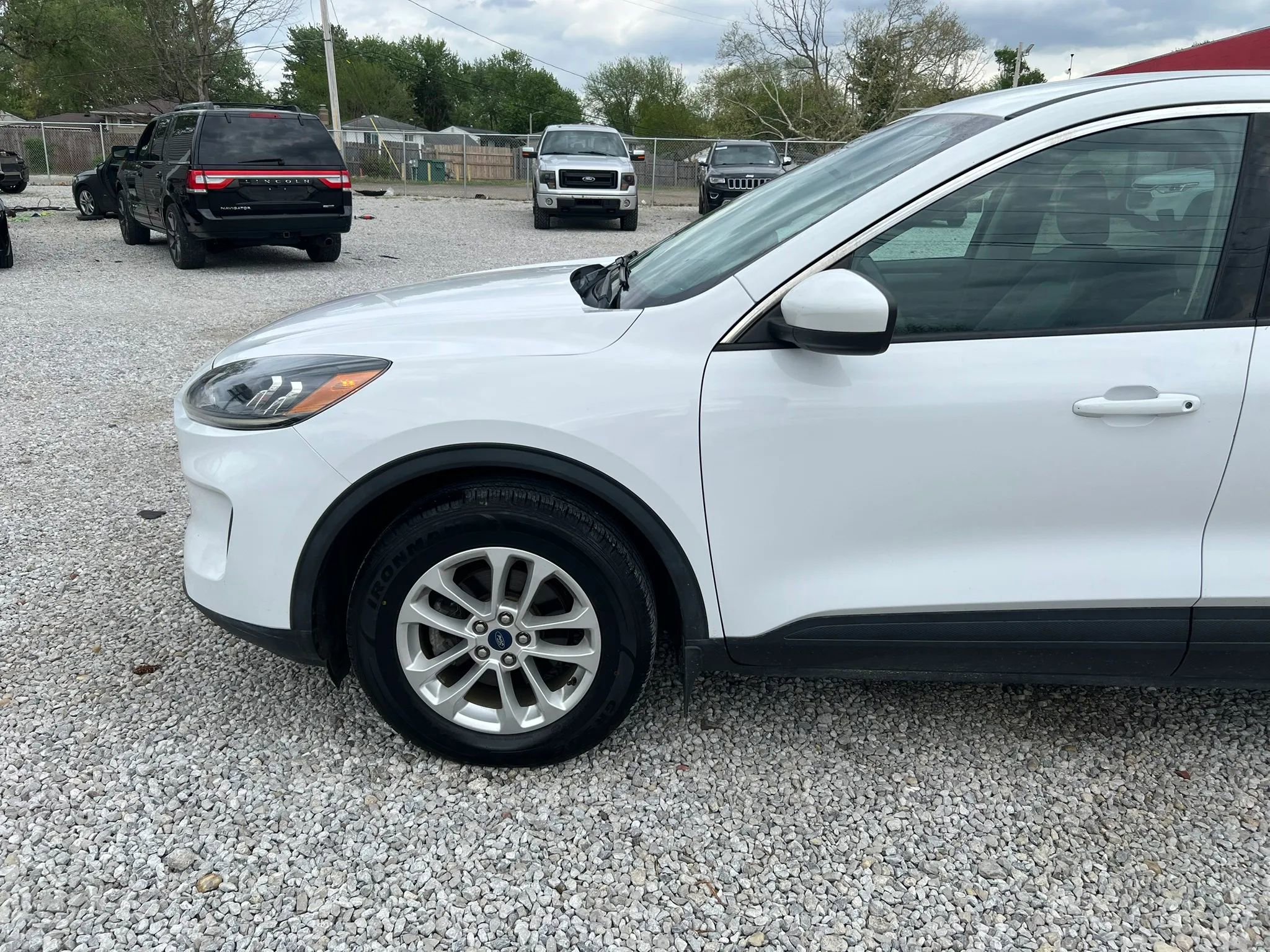 Used 2020 Ford Escape SE AWD/4WD image 4