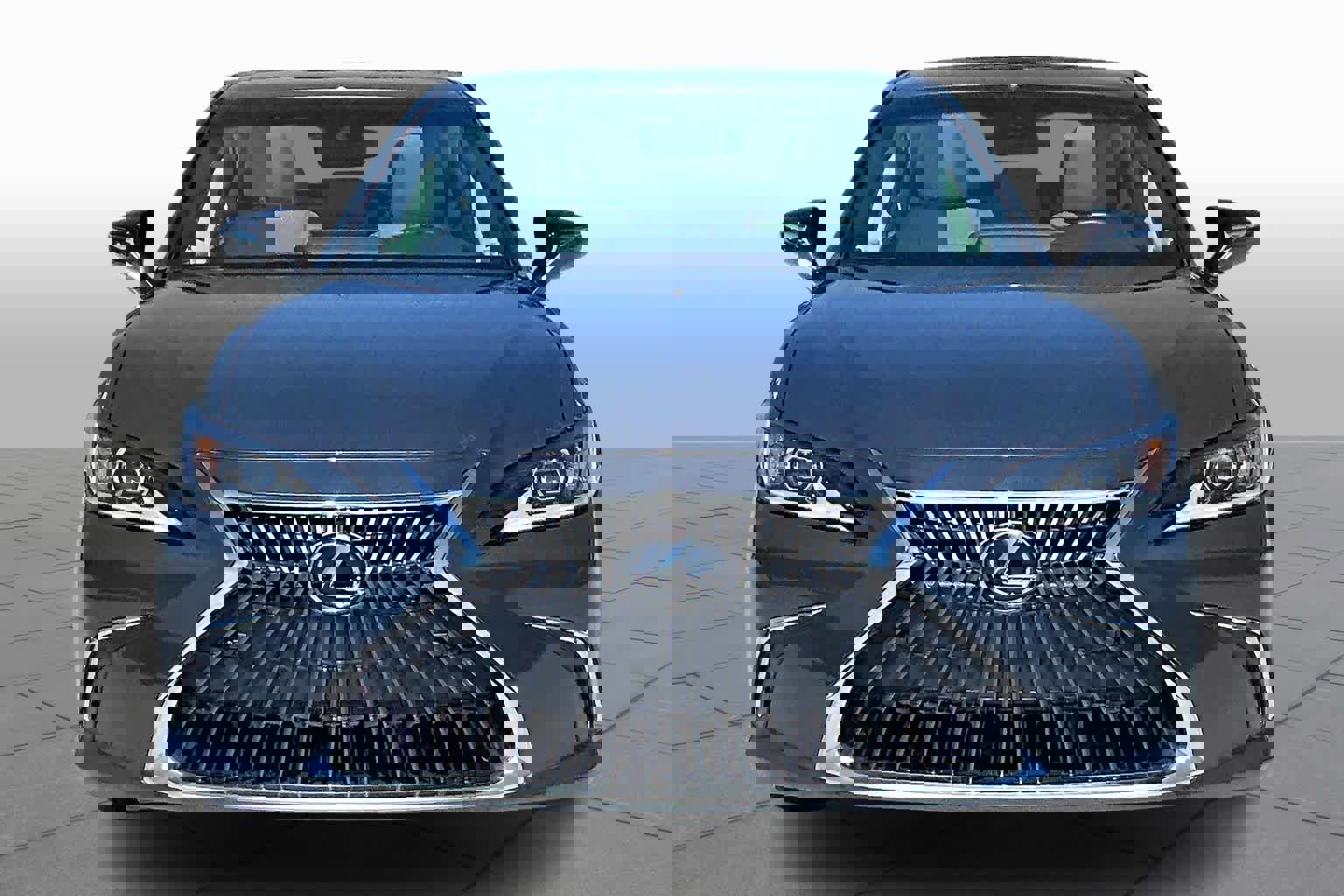 Used 2023 Lexus ES 350 w/ Premium Package image 4