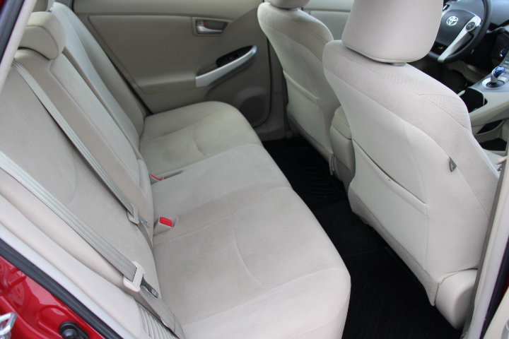 Used 2015 Toyota Prius Three image 16