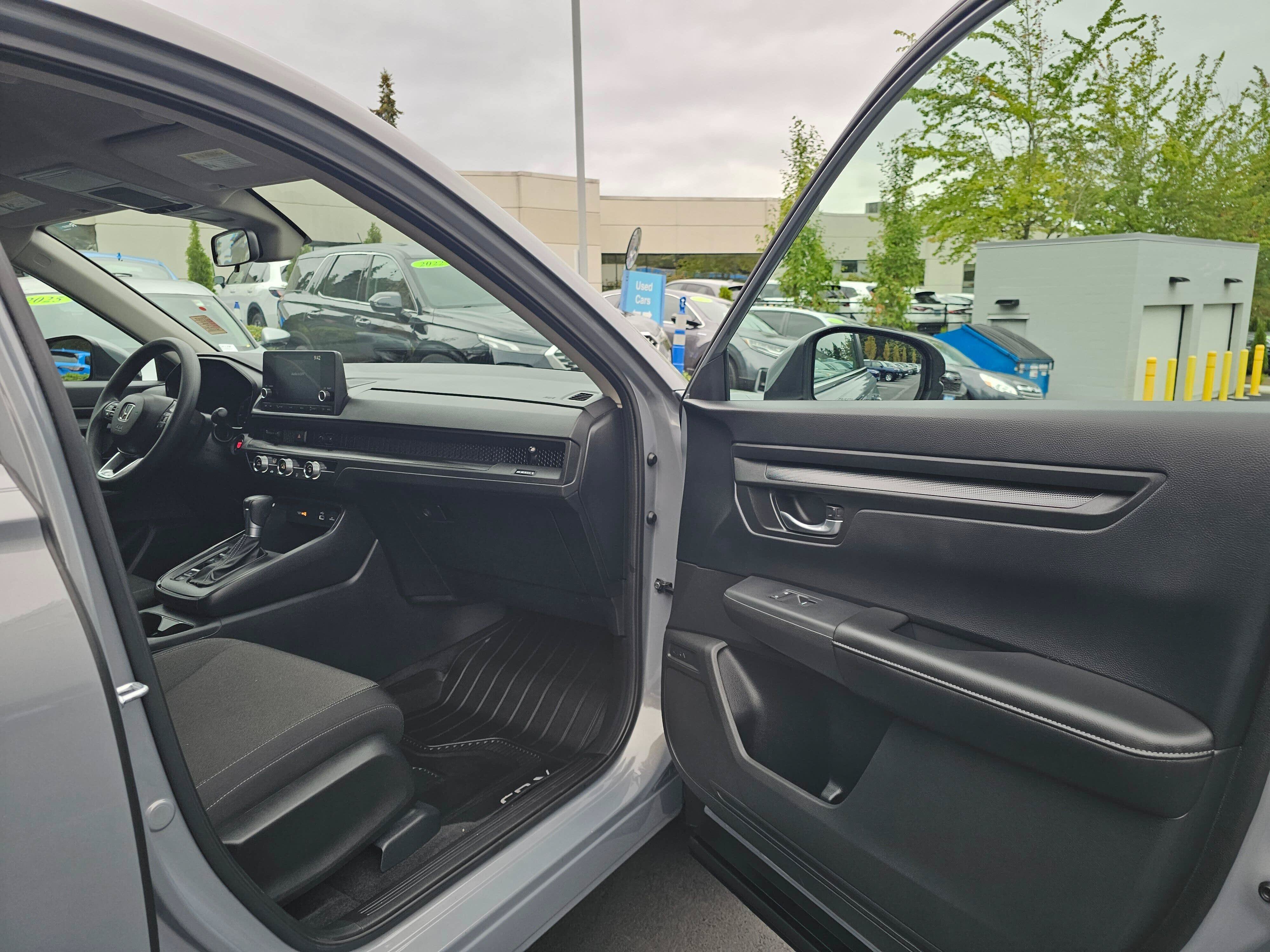 Certified 2025 Honda CR-V LX image 12