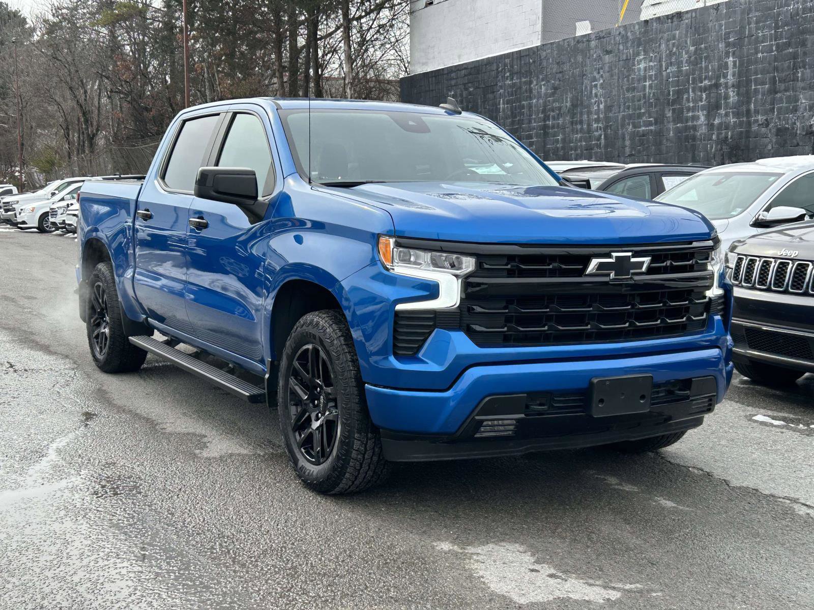 Used 2022 Chevrolet Silverado 1500 RST image 1