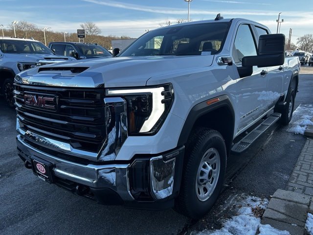 New 2024 GMC Sierra 2500 Pro image 3