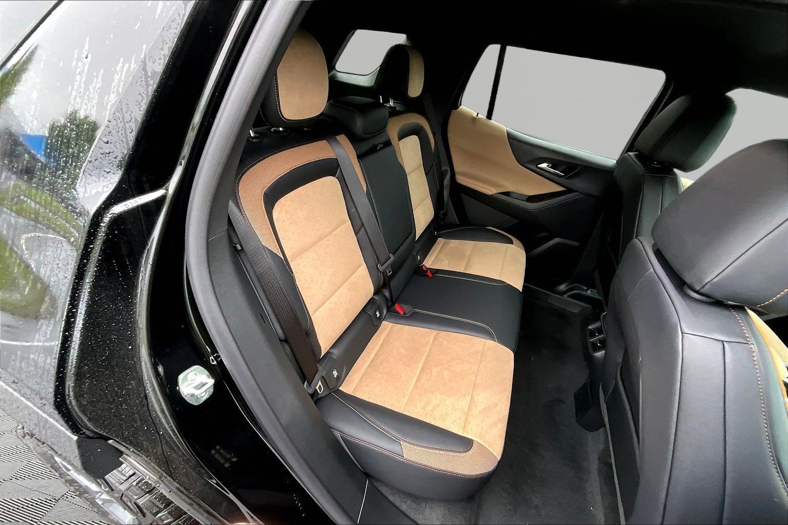 New 2026 Chevrolet Equinox ACTIV FWD image 11
