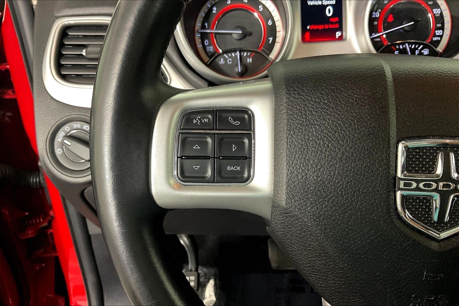 Used 2020 Dodge Journey SE w/ SE Popular Equipment Group FWD image 11