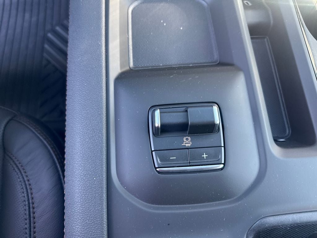 New 2026 GMC Sierra 2500 AT4 w/ AT4 Premium Plus Package AWD/4WD image 17
